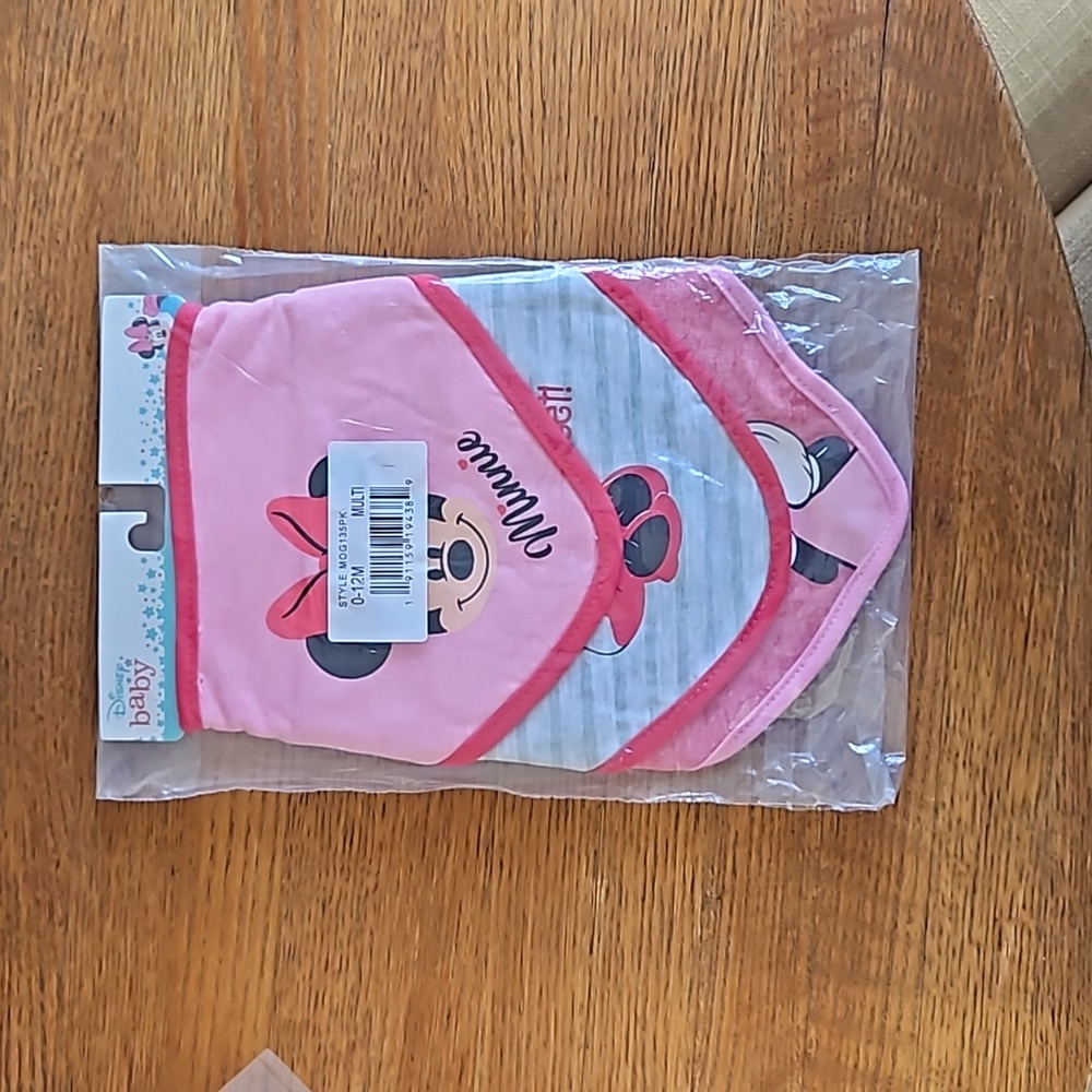 NEW Disney Bibs